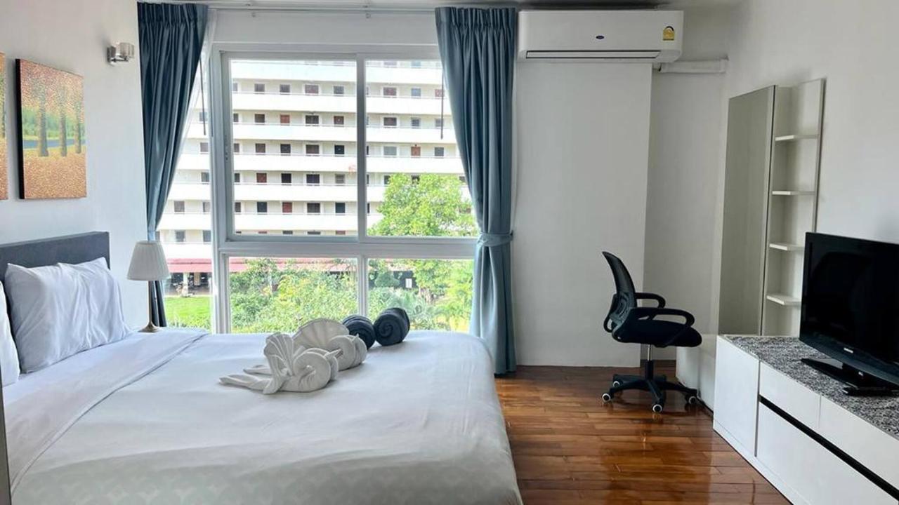6-18 - Penthouse 3 Bedrooms Walking To Apartment Patong
