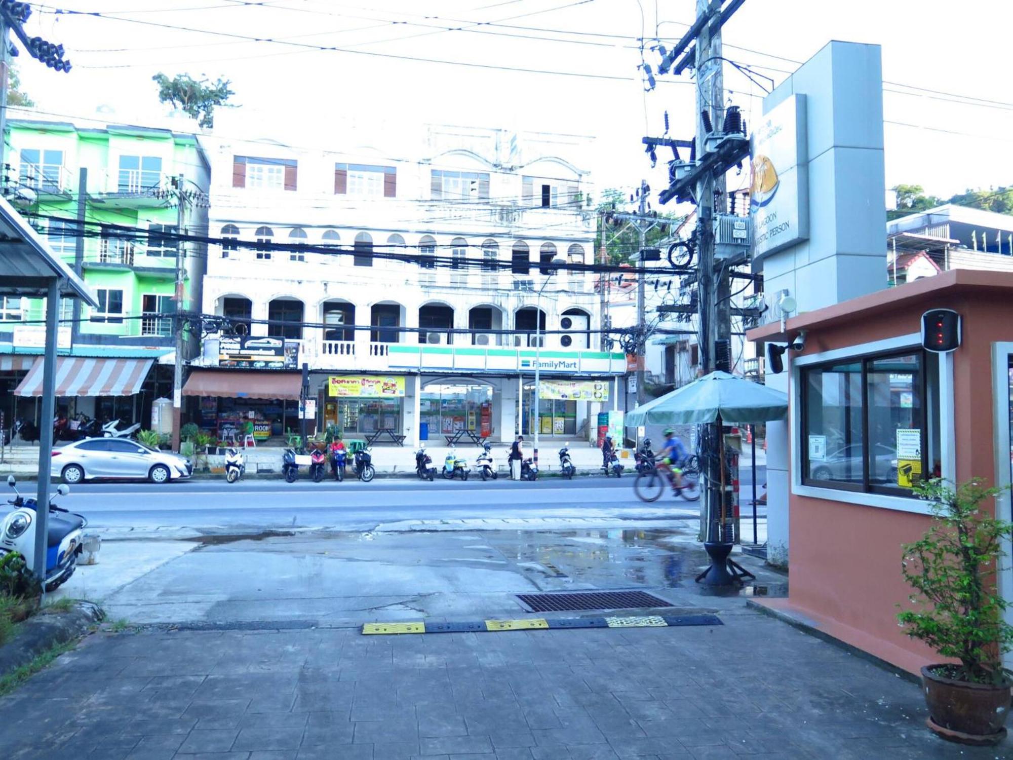 6-18 - Penthouse 3 Bedrooms Walking To * Patong