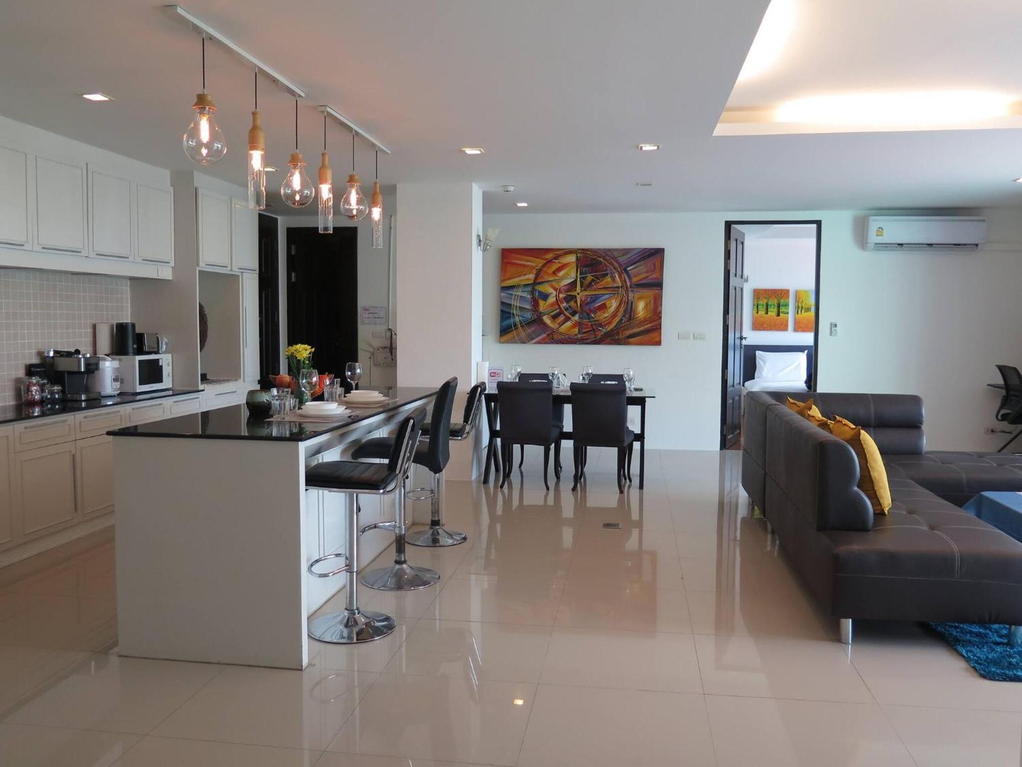 Apartment 6-18 - Penthouse 3 Bedrooms Walking To