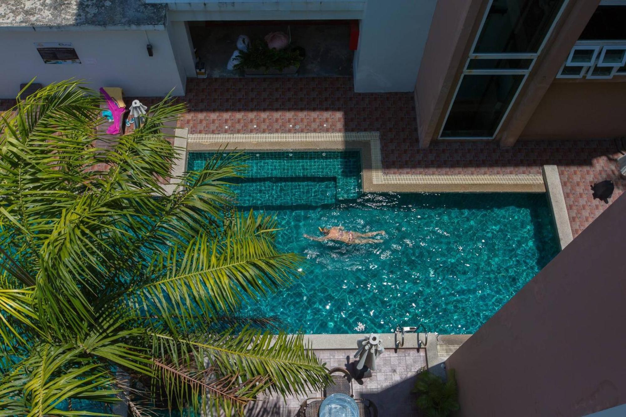 6-18 - Penthouse 3 Bedrooms Walking To Apartment Patong