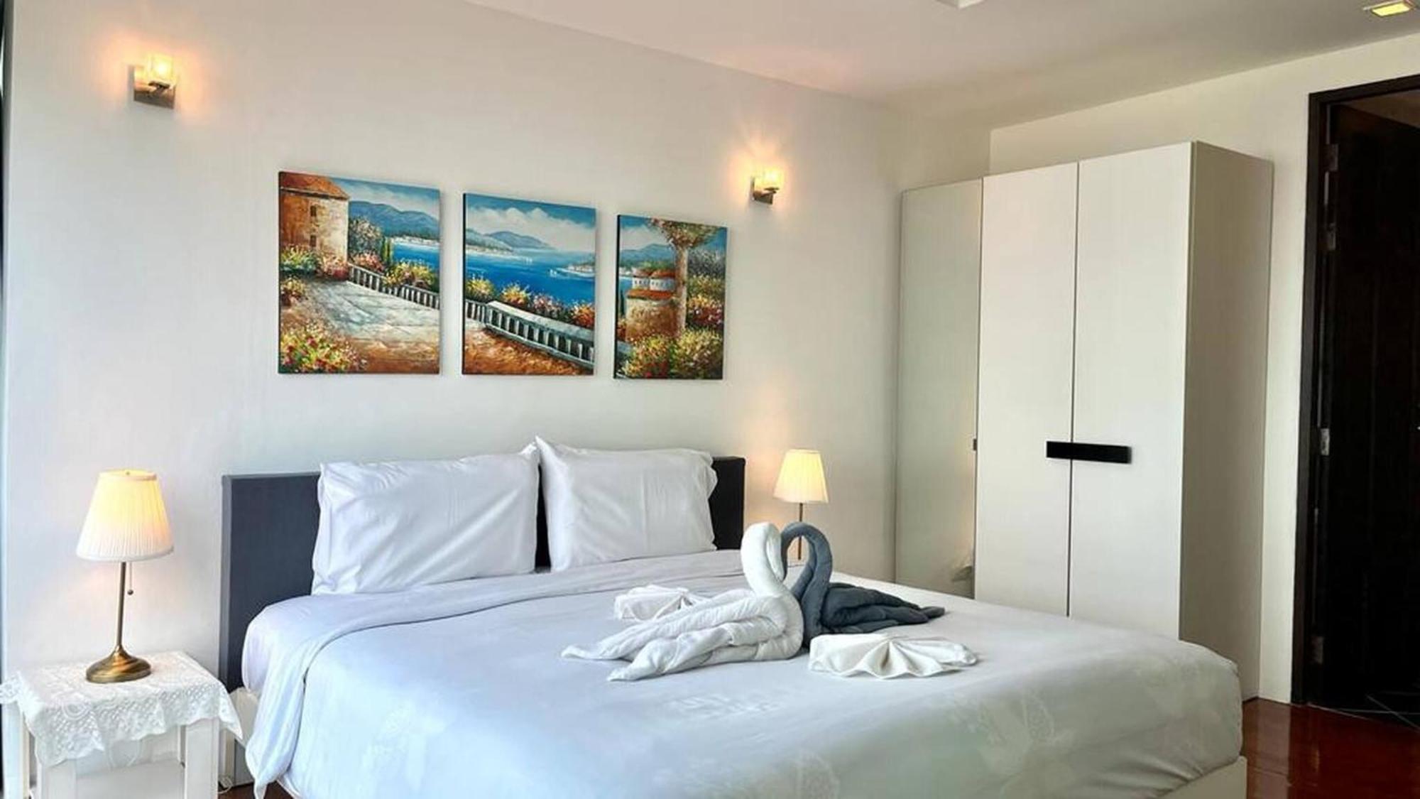 6-18 - Penthouse 3 Bedrooms Walking To Apartment Patong